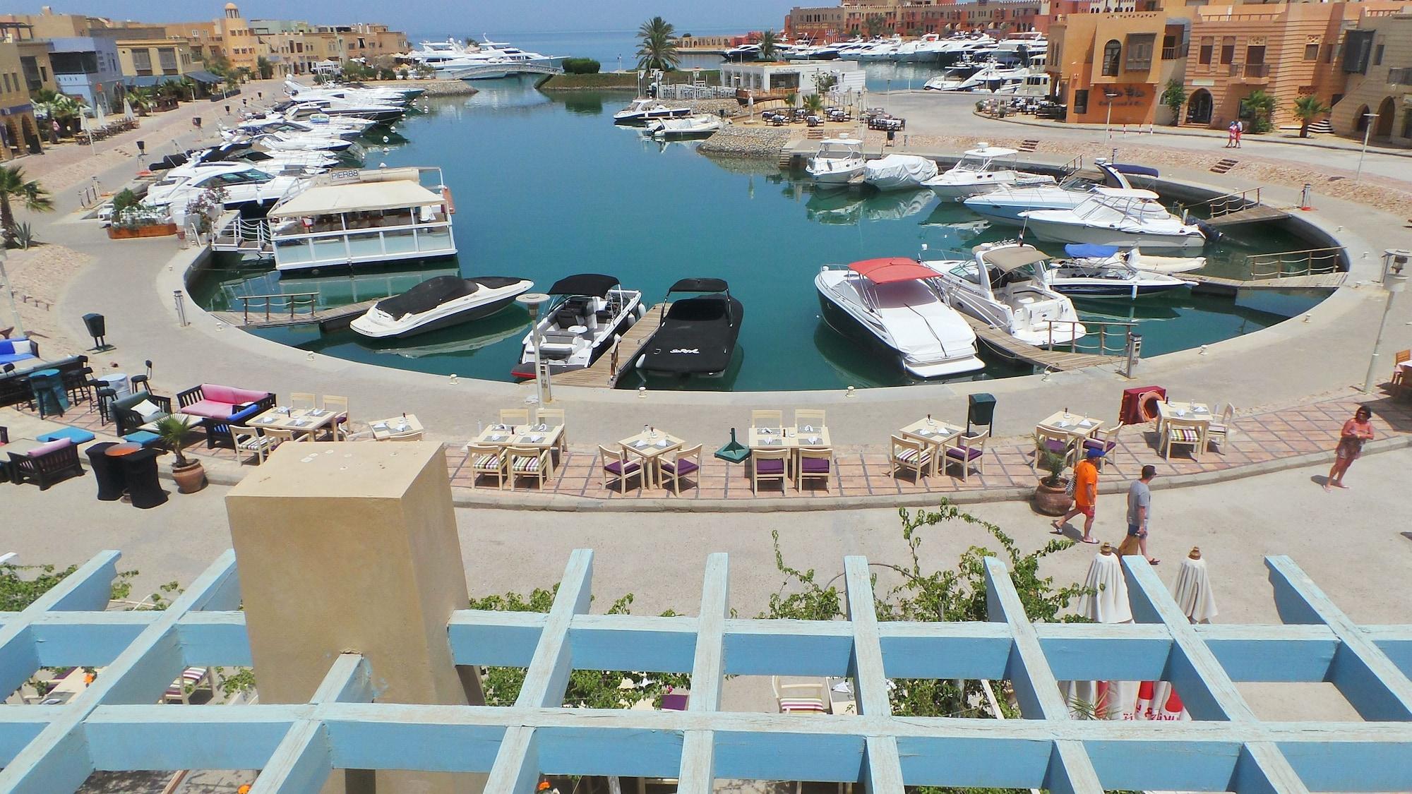 Captain's Penzion Hurghada