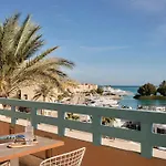 Captain\'S Inn Hotel