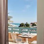 Captain\'S Inn Hotel
